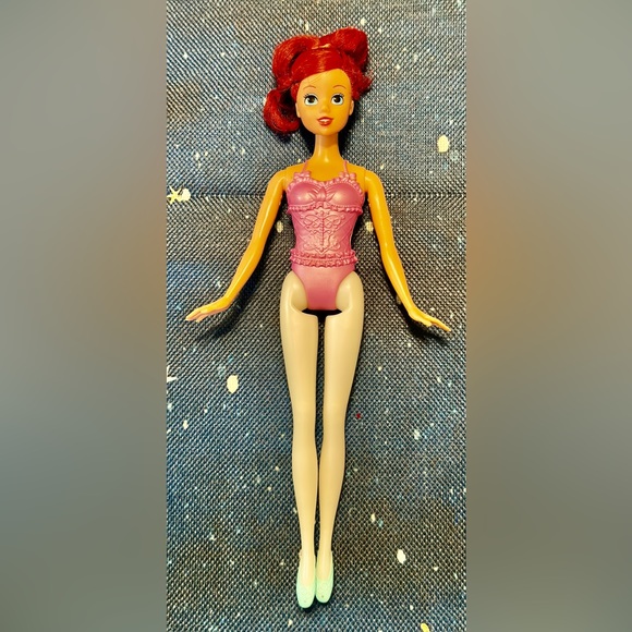 Vintage 2011 Disney Arial Barbie - Picture 1 of 4
